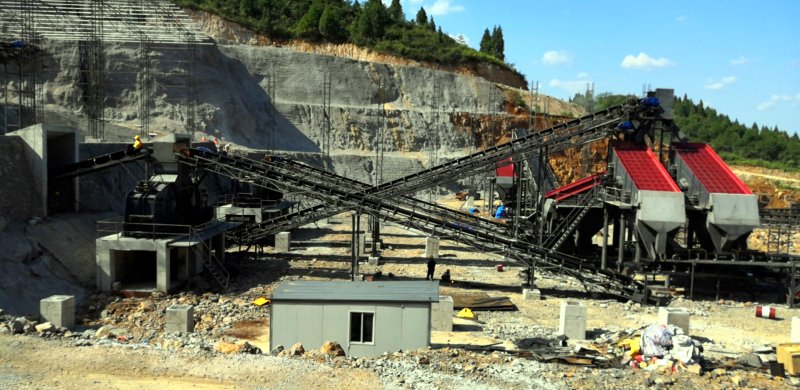 反擊式破碎機(jī) 反擊式破碎機(jī)