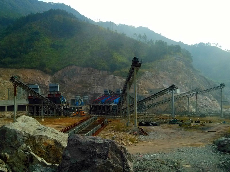 破碎篩分場(chǎng)地 破碎篩分場(chǎng)地