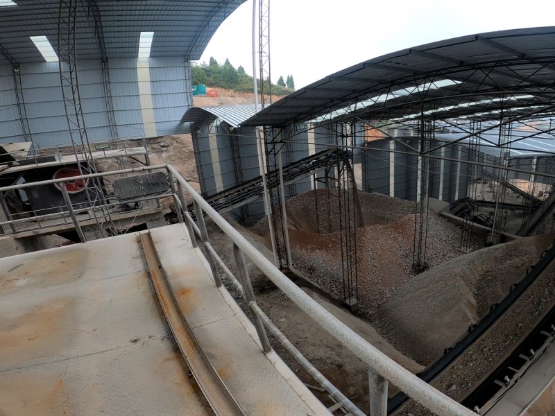 如何解決顎式破碎機(jī)出料不均的現(xiàn)象？有效提高鄂破產(chǎn)量