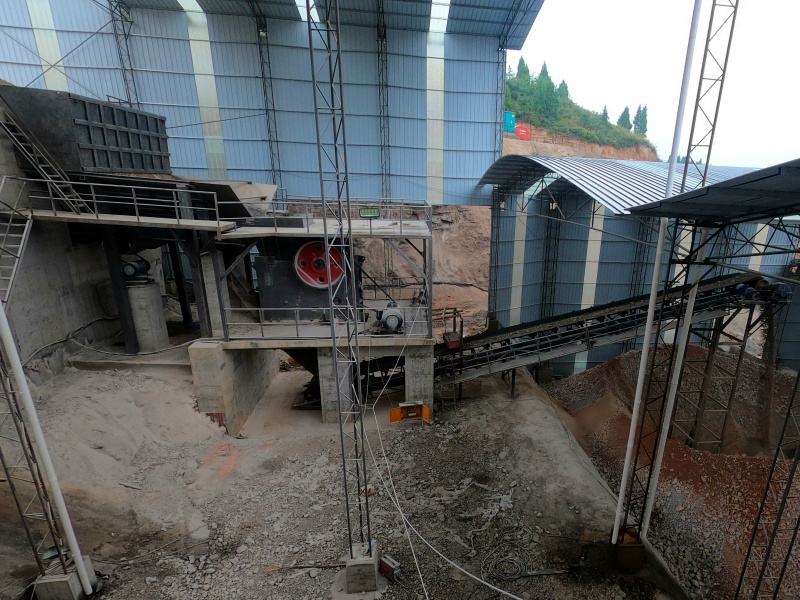 礦山破碎機(jī)生產(chǎn)線 礦山破碎機(jī)生產(chǎn)線